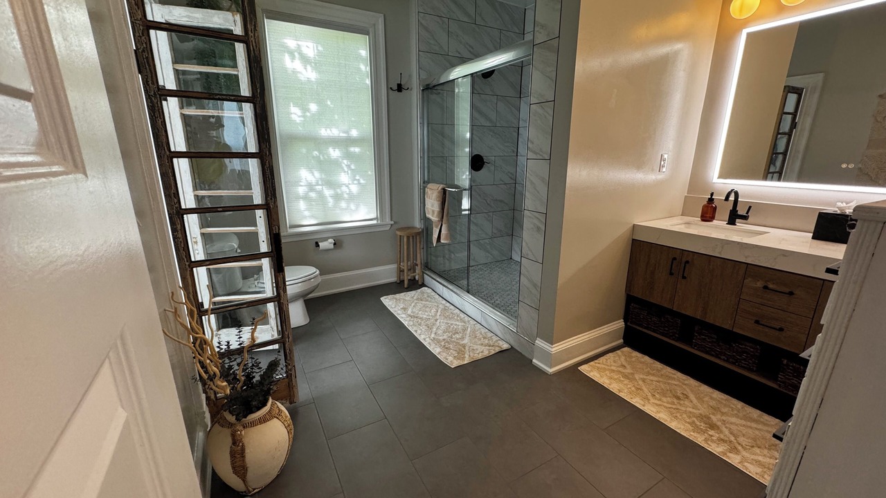 Photo of Bathroom in Mosby