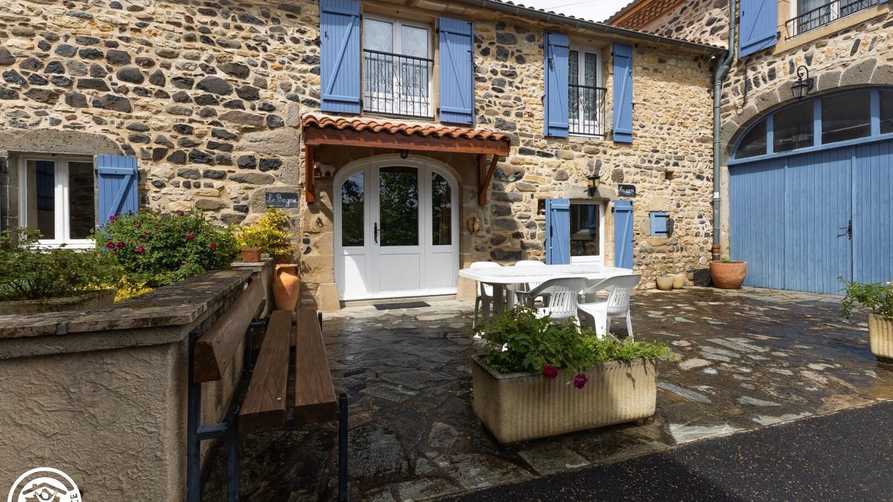 Photo of Outdoor in Clemensat