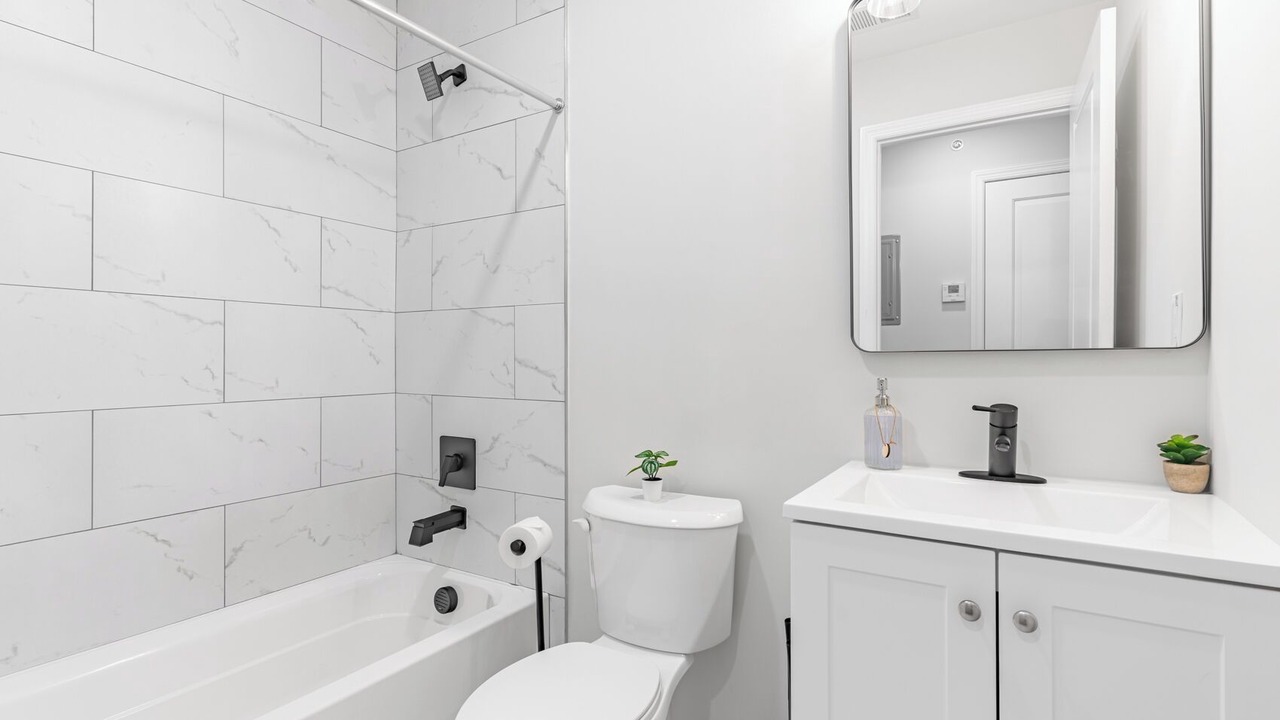 Photo of Bathroom in Ampere