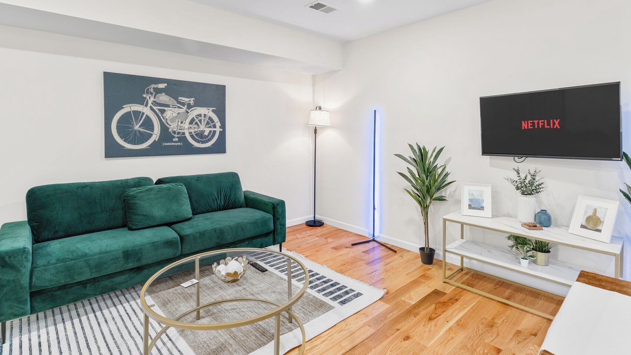 Photo of Livingroom in Ampere