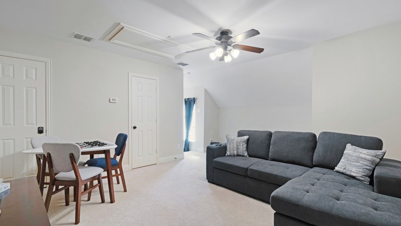 Photo of Livingroom in Richardson