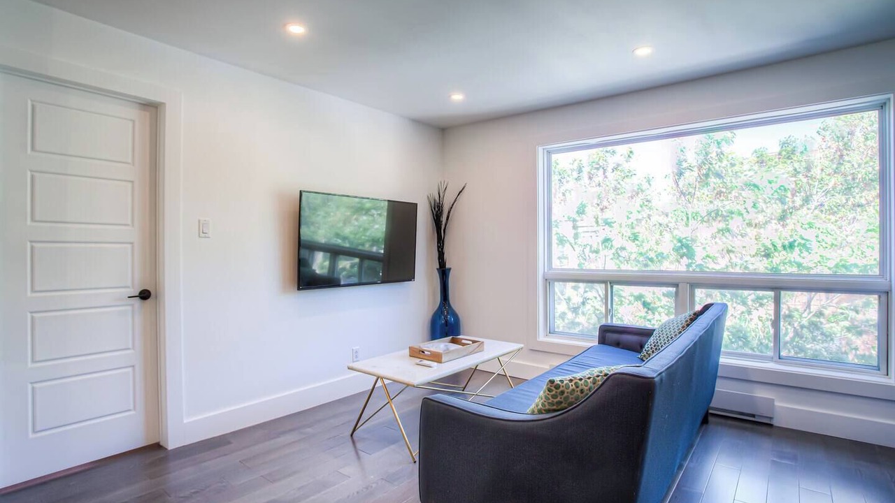 Photo of Livingroom in Pointe-Saint-Charles