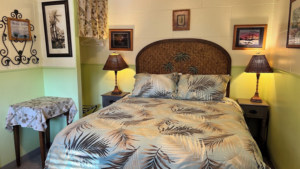Photo of Bedroom in Neskowin