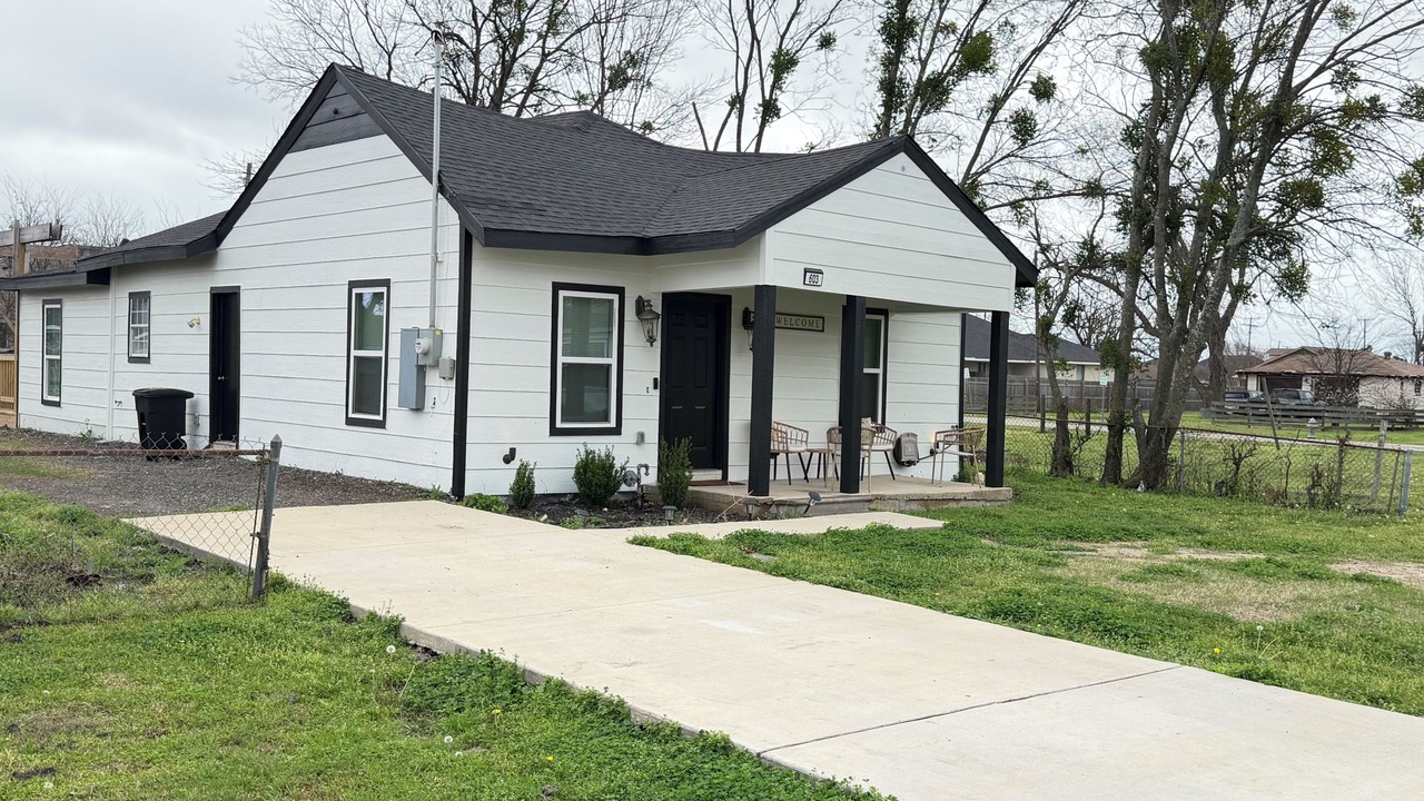 Photo of Outdoor in Terrell