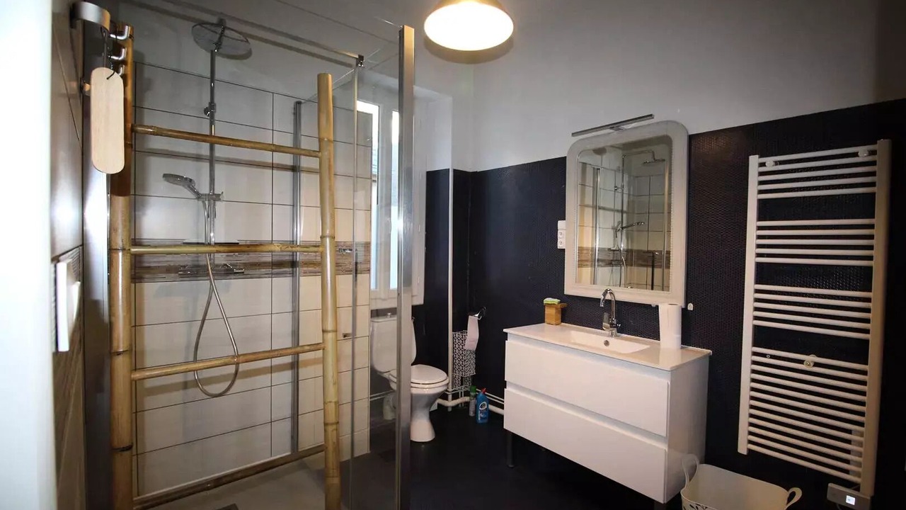 Photo of Bathroom in Bagneres-de-Luchon
