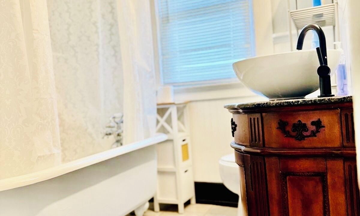 Photo of Bathroom in Latonia