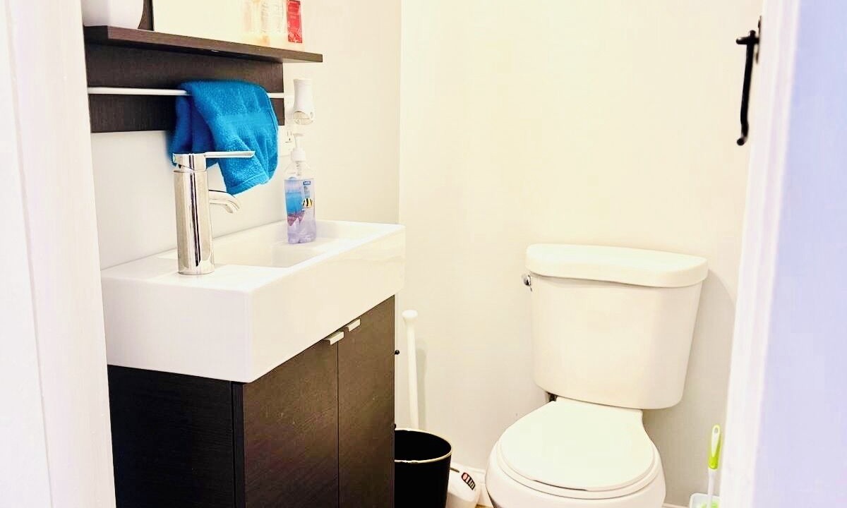 Photo of Bathroom in Latonia
