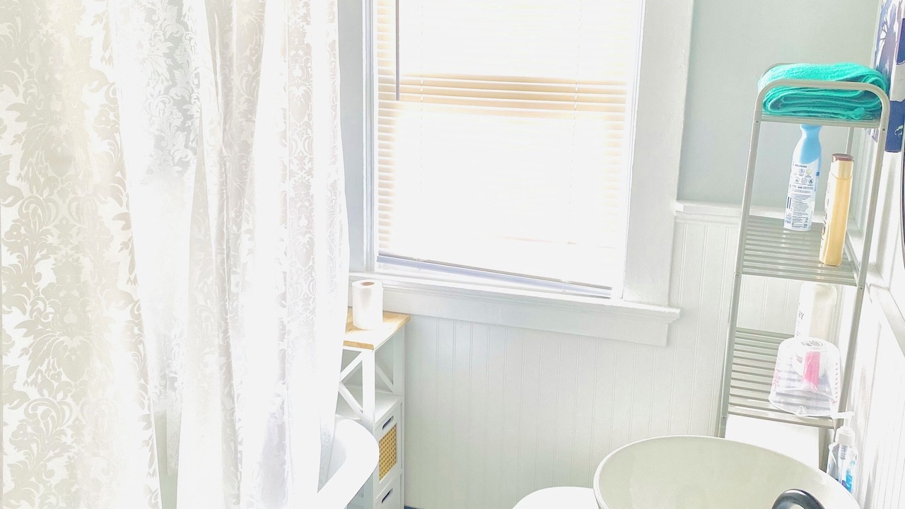 Photo of Bathroom in Latonia