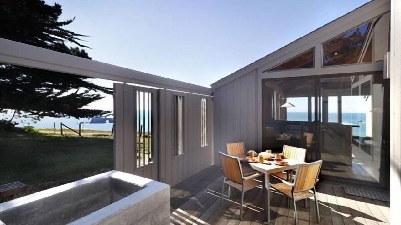 Photo of Outdoor in Occidental