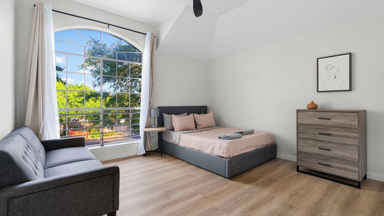 Photo of Bedroom in Milwood