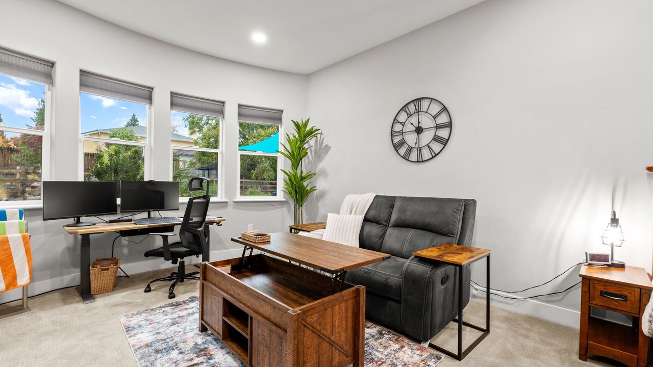 Photo of Livingroom in Orangevale