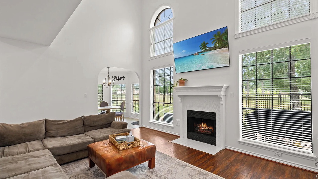 Photo of Livingroom in Atascocita