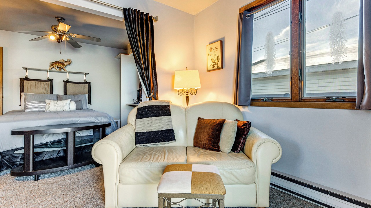 Photo of Bedroom in Neenah
