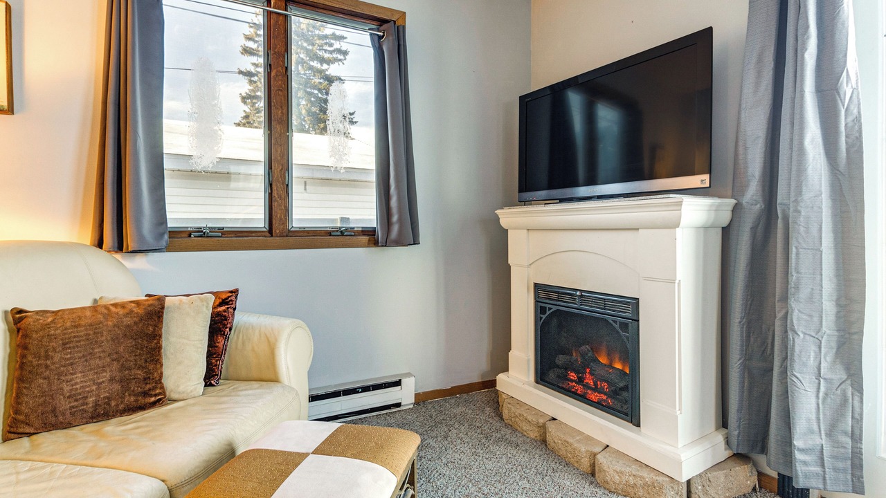 Photo of Livingroom in Neenah