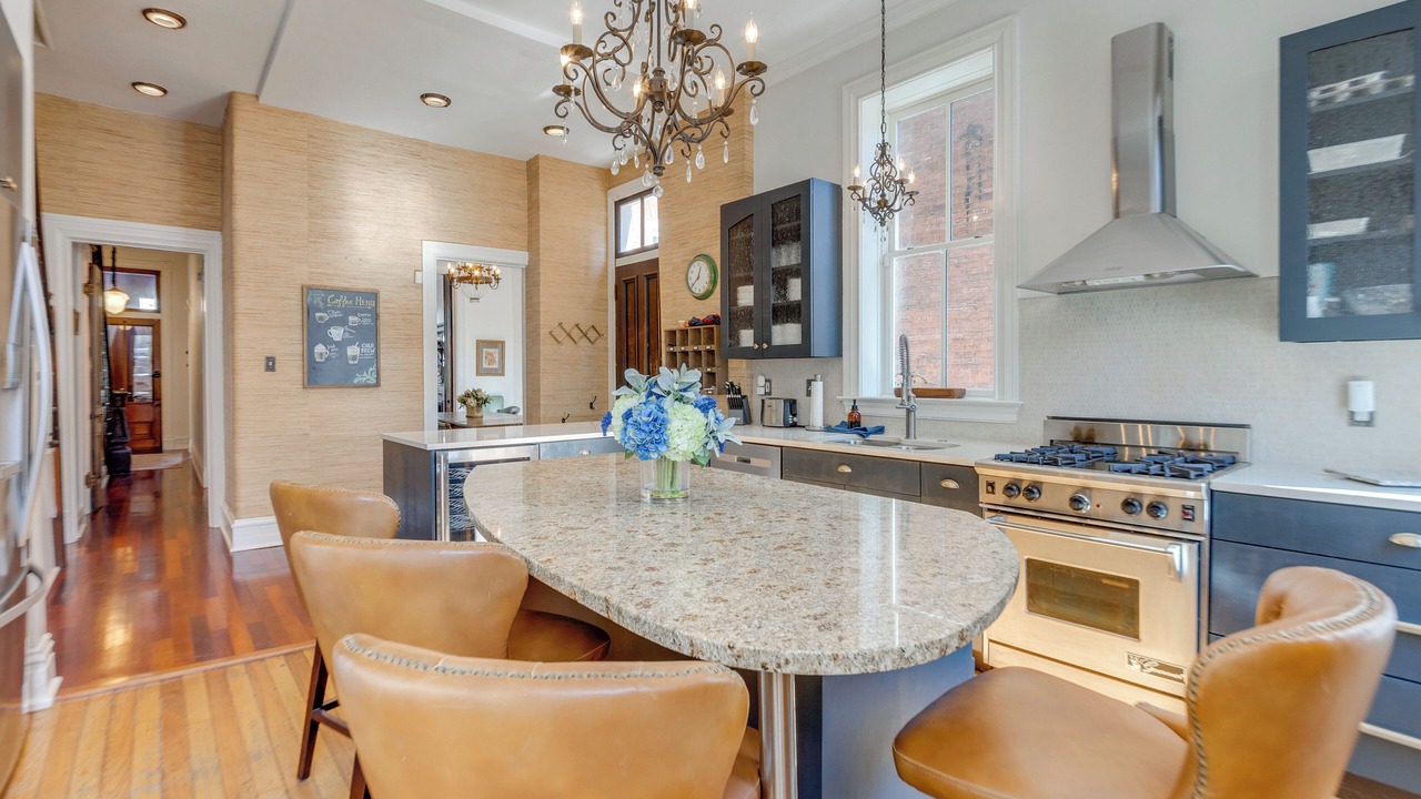 Photo of Kitchen in Lafayette Square
