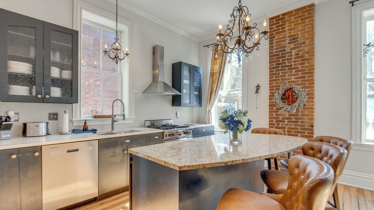 Photo of Kitchen in Lafayette Square