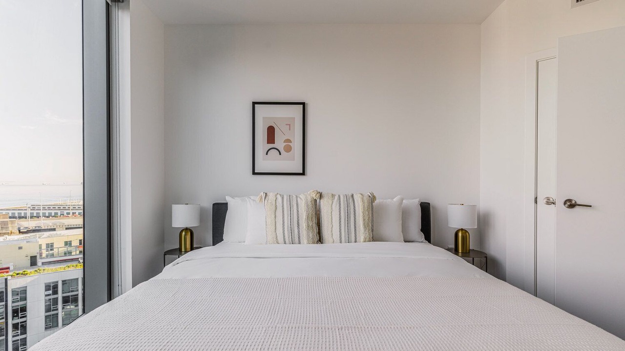 Photo of Bedroom in Rincon Hill