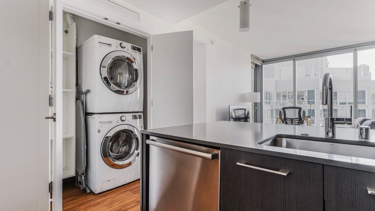 Photo of Others in Rincon Hill