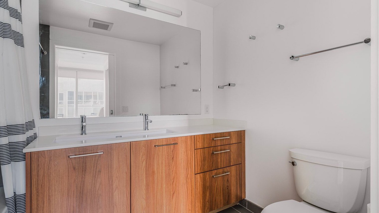 Photo of Bathroom in Rincon Hill