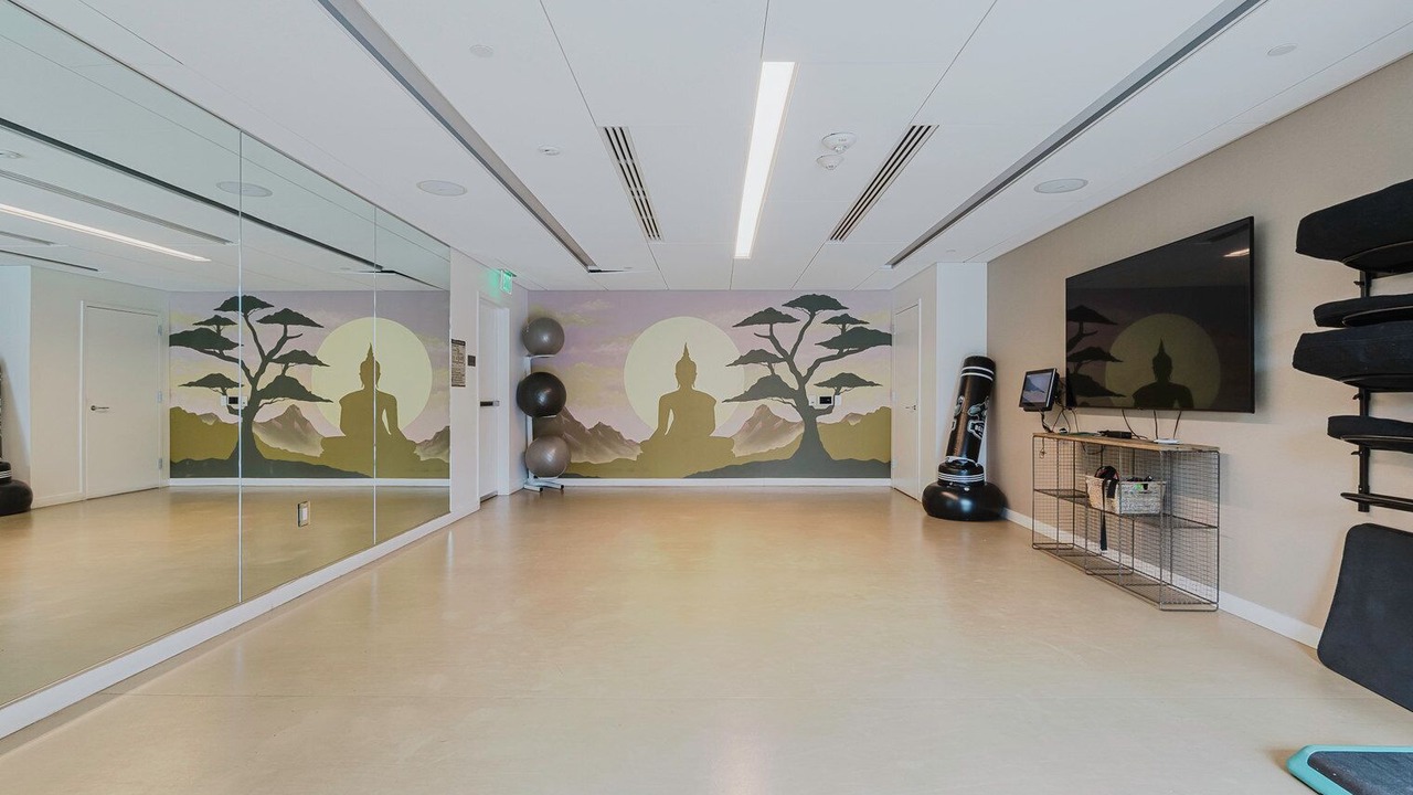 Photo of Others in Rincon Hill