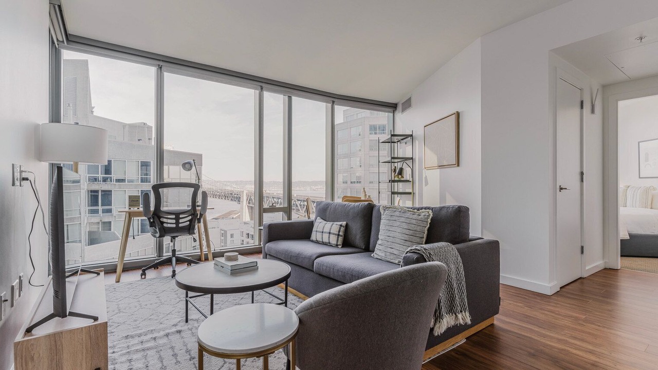 Photo of Livingroom in Rincon Hill