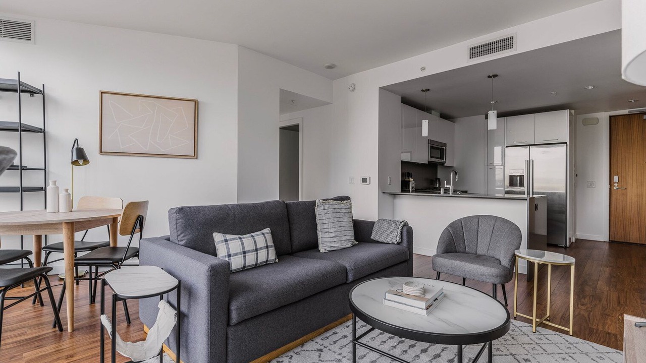 Photo of Livingroom in Rincon Hill