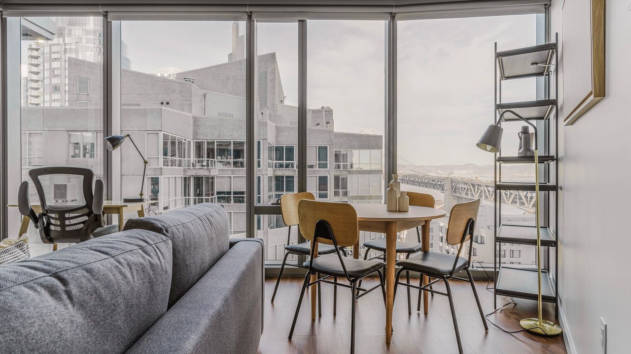 Photo of Others in Rincon Hill