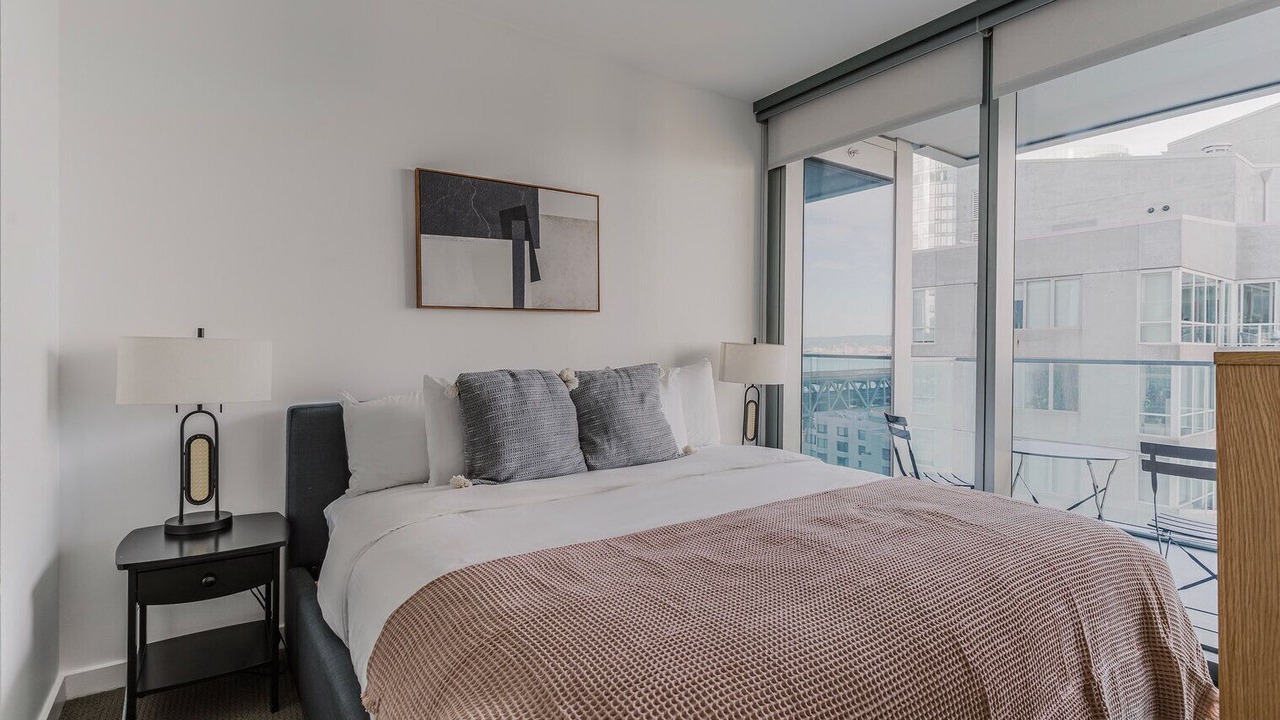 Photo of Bedroom in Rincon Hill