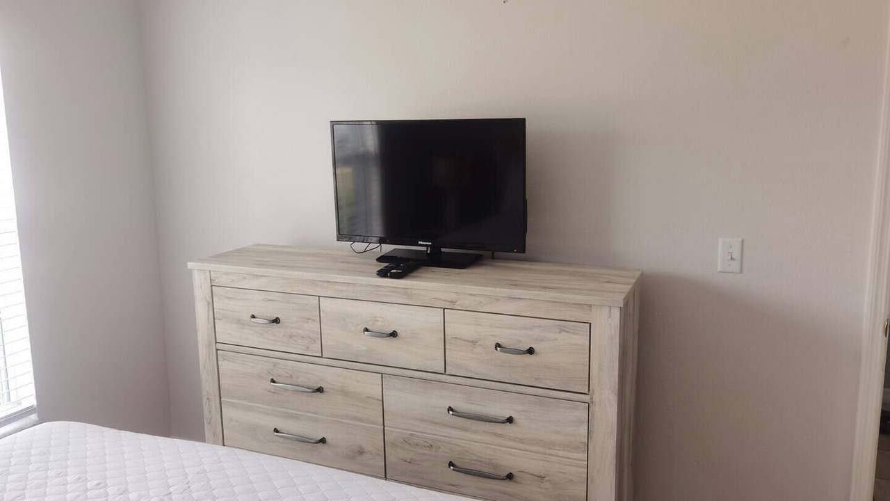 Photo of Bedroom in Lake Berkley