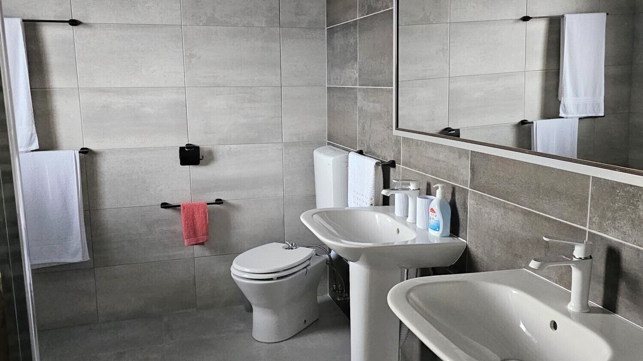 Photo of Bathroom in Bakar