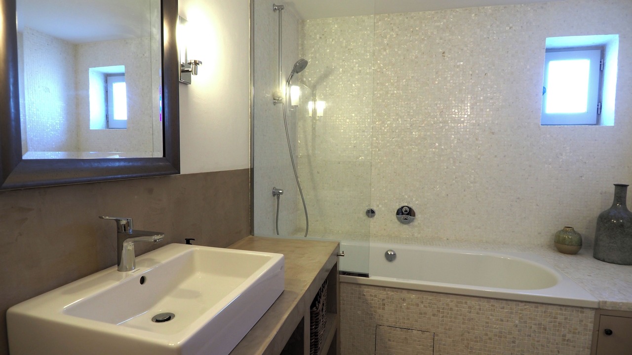 Photo of Bathroom in Cereste