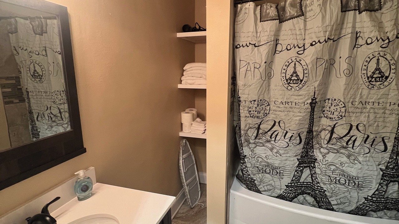 Photo of Bathroom in Gramercy