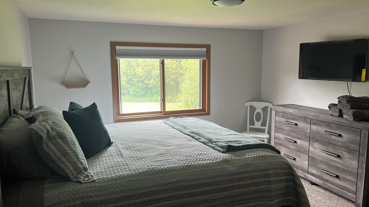 Photo of Bedroom in Walker