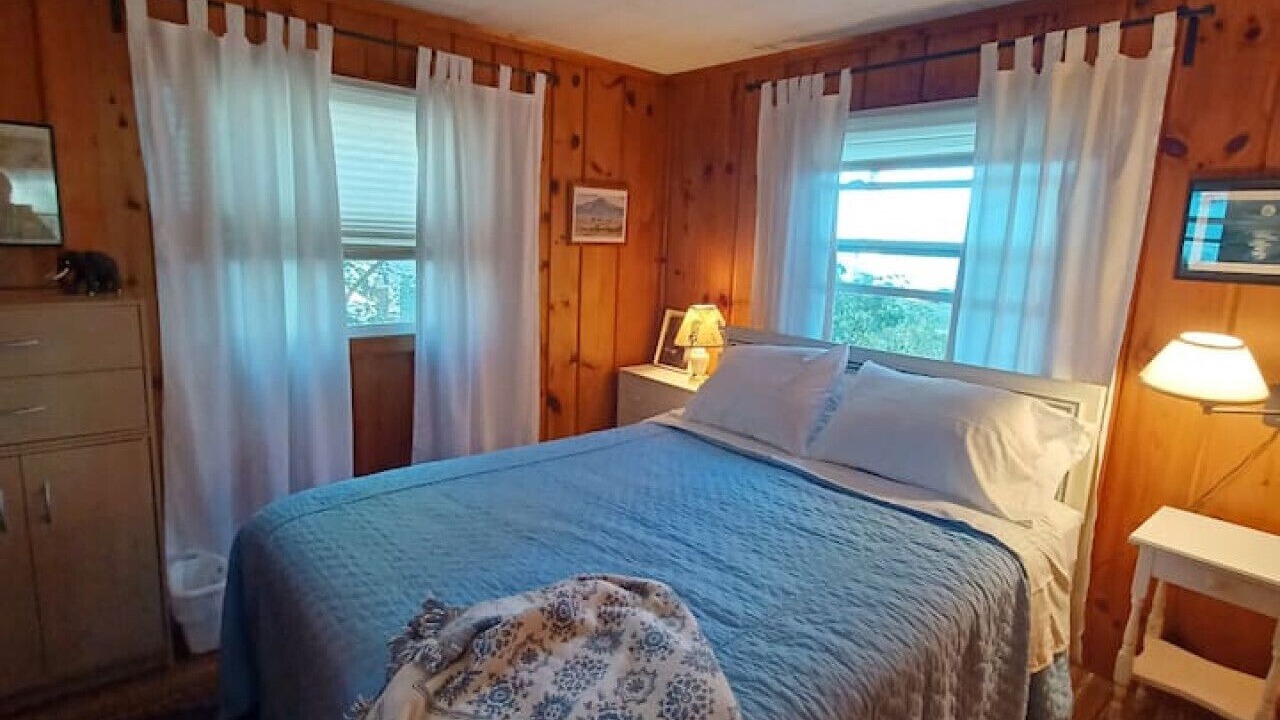 Photo of Bedroom in East Tawas