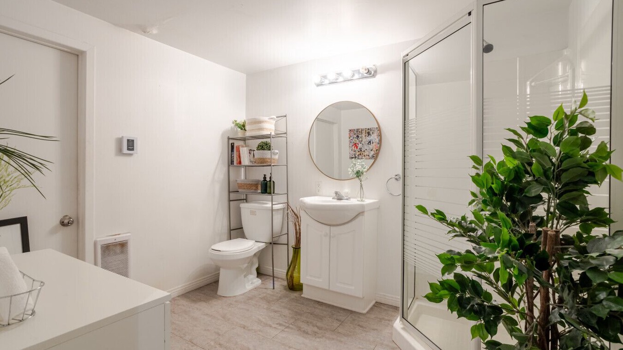 Photo of Bathroom in Griffintown