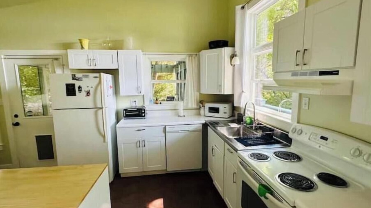Photo of Kitchen in Andersonville