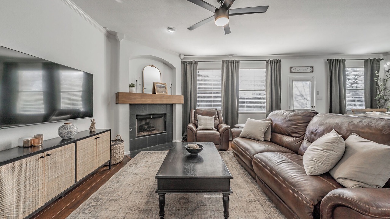 Photo of Livingroom in Little Elm
