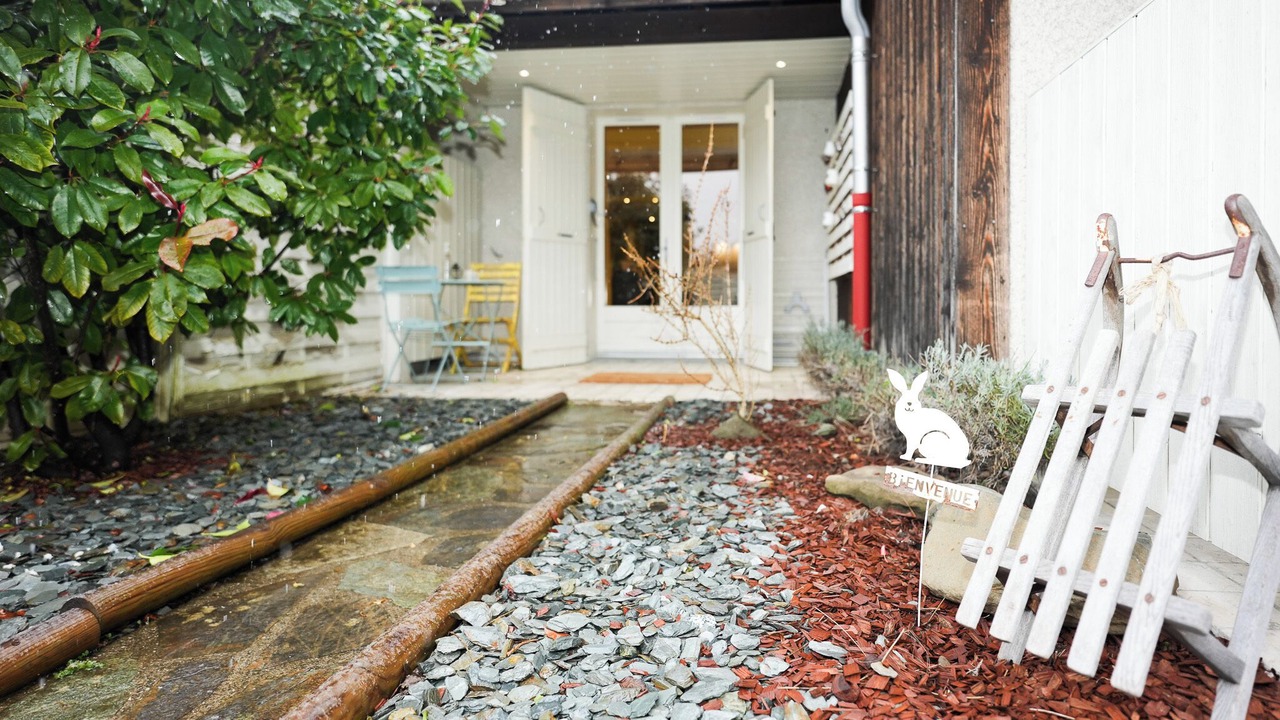 Photo of Outdoor in Thones