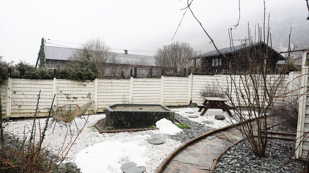 Photo of Outdoor in Thones