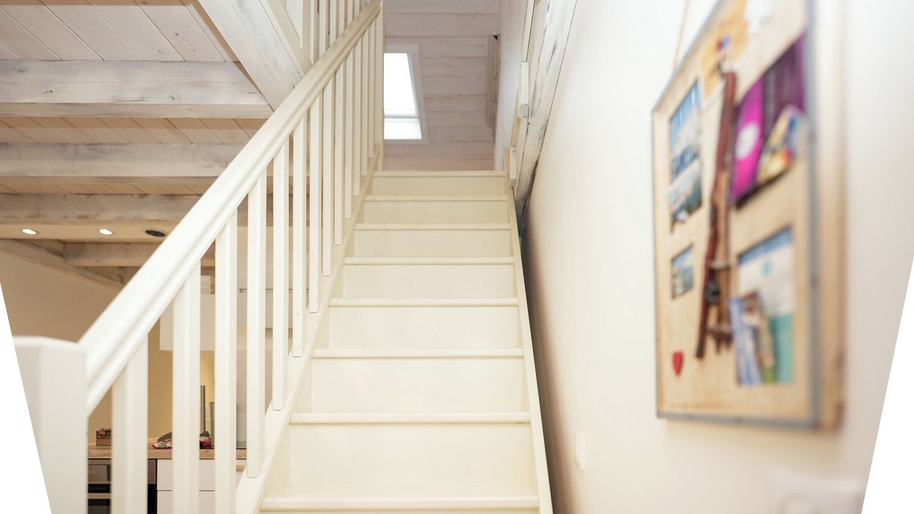 Photo of Others in Thones