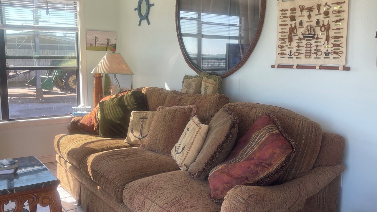 Photo of Livingroom in Port Lavaca