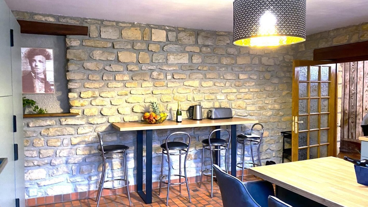 Photo of Others in Sedan