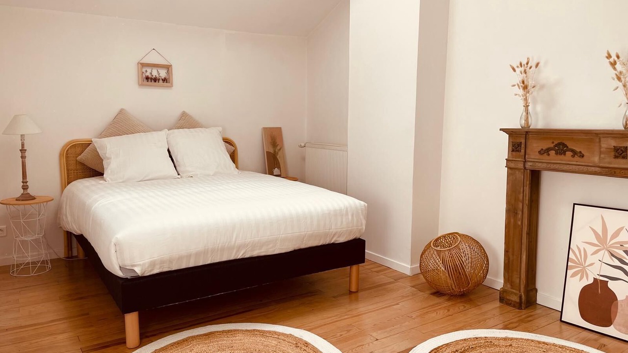 Photo of Bedroom in Saint-Aignan