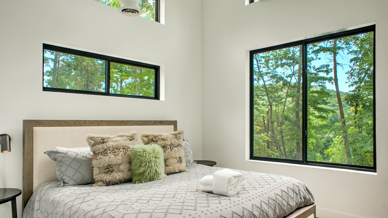Photo of Bedroom in Old Fort