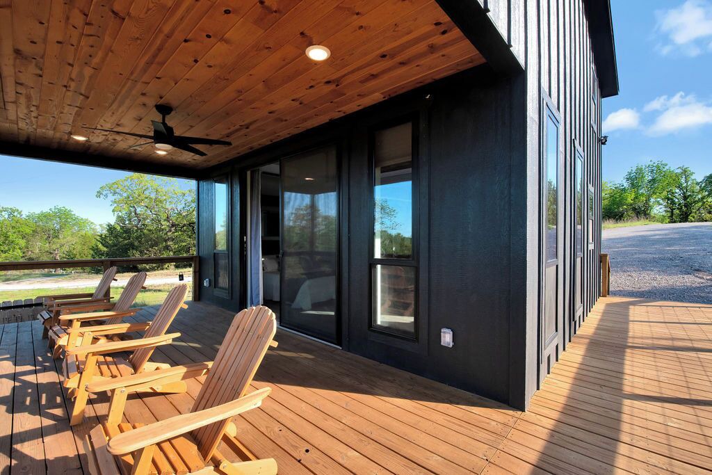 Photo of Patio Balcony in Hennepin