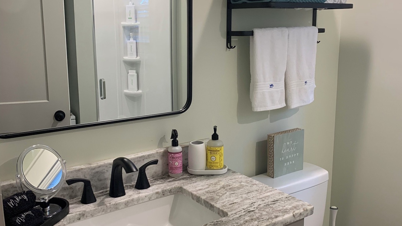 Photo of Bathroom in Oconee County