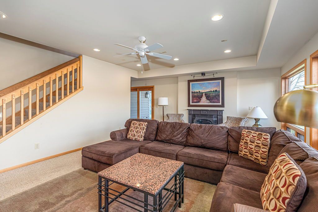 Photo of Livingroom in The Galena Territory