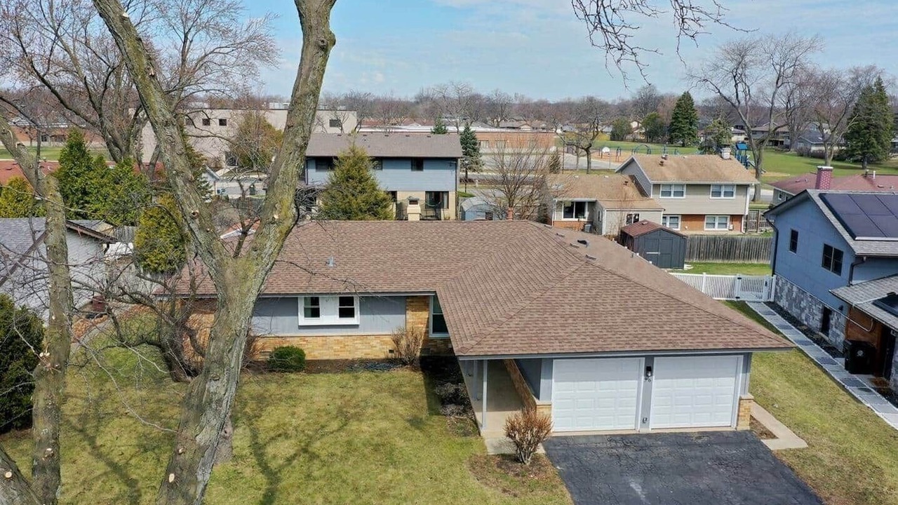 Photo of Outdoor in Elk Grove Village