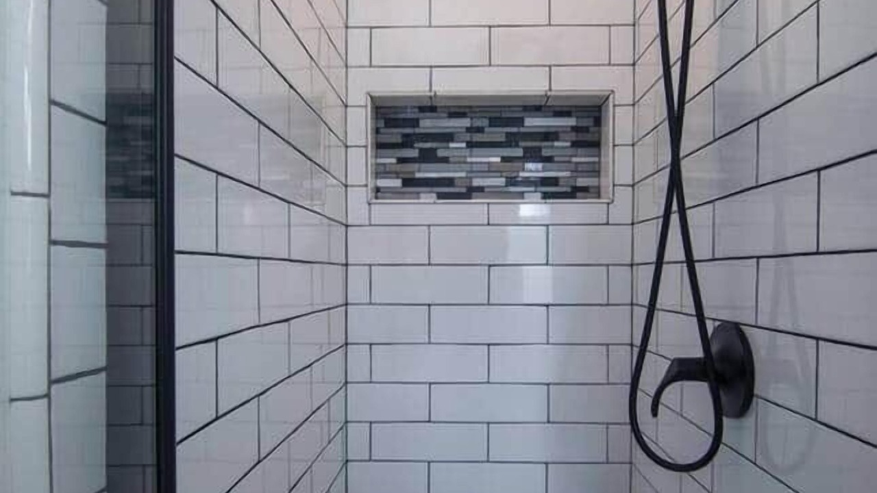 Photo of Bathroom in Elk Grove Village