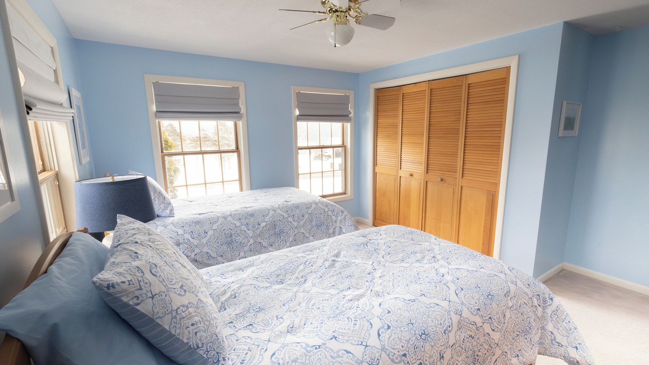 Photo of Bedroom in Lee